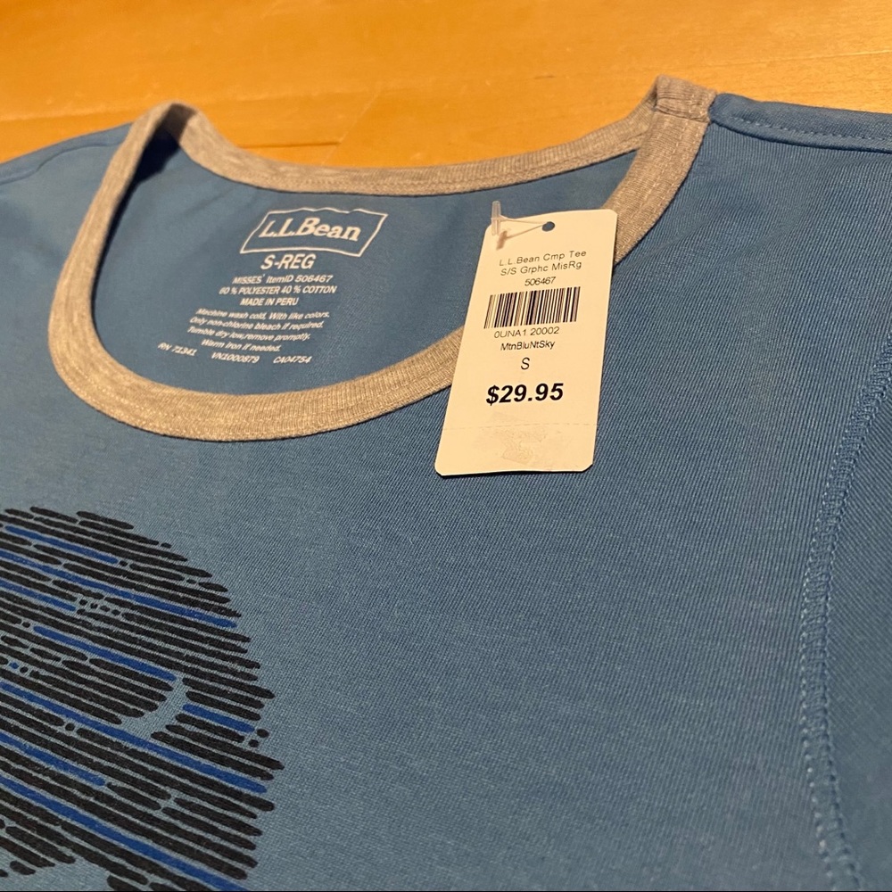 Women’s L.L. Bean Graphic Tee - Picture 2 of 5